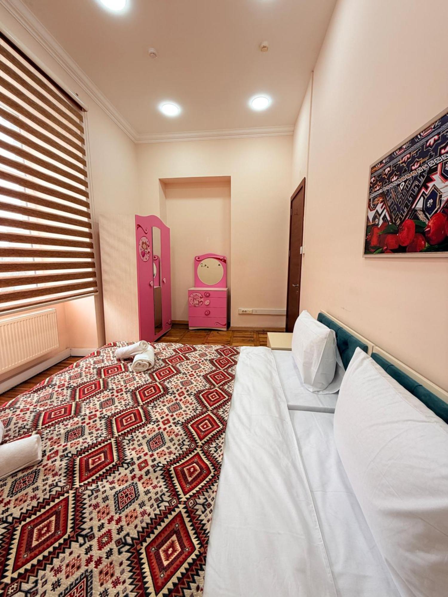 Alara Inn Hostel & Hotel Baku Exterior photo